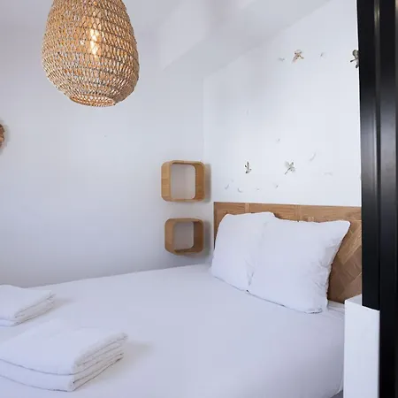 Chanel - Central, Balcon, Clim, Proche Palais&plages Apartman *